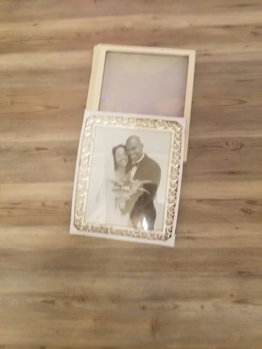 Fetco Silver Heart-Trim Photo Frame With Diamond Accents Border Heart 8x10